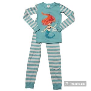 Hanna Andersson Size 9 Ariel Pajama Set